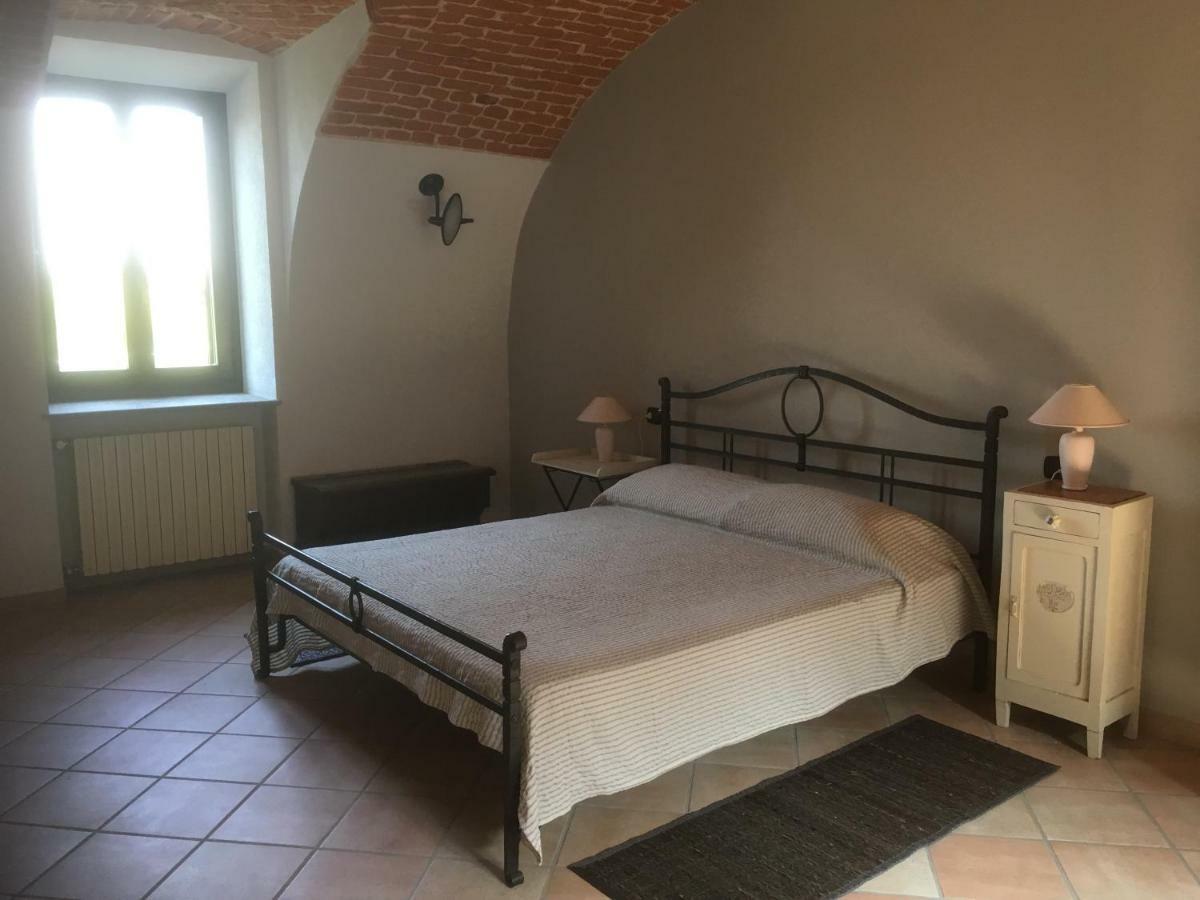 Castello Della Bastia Hotel Balocco Luaran gambar